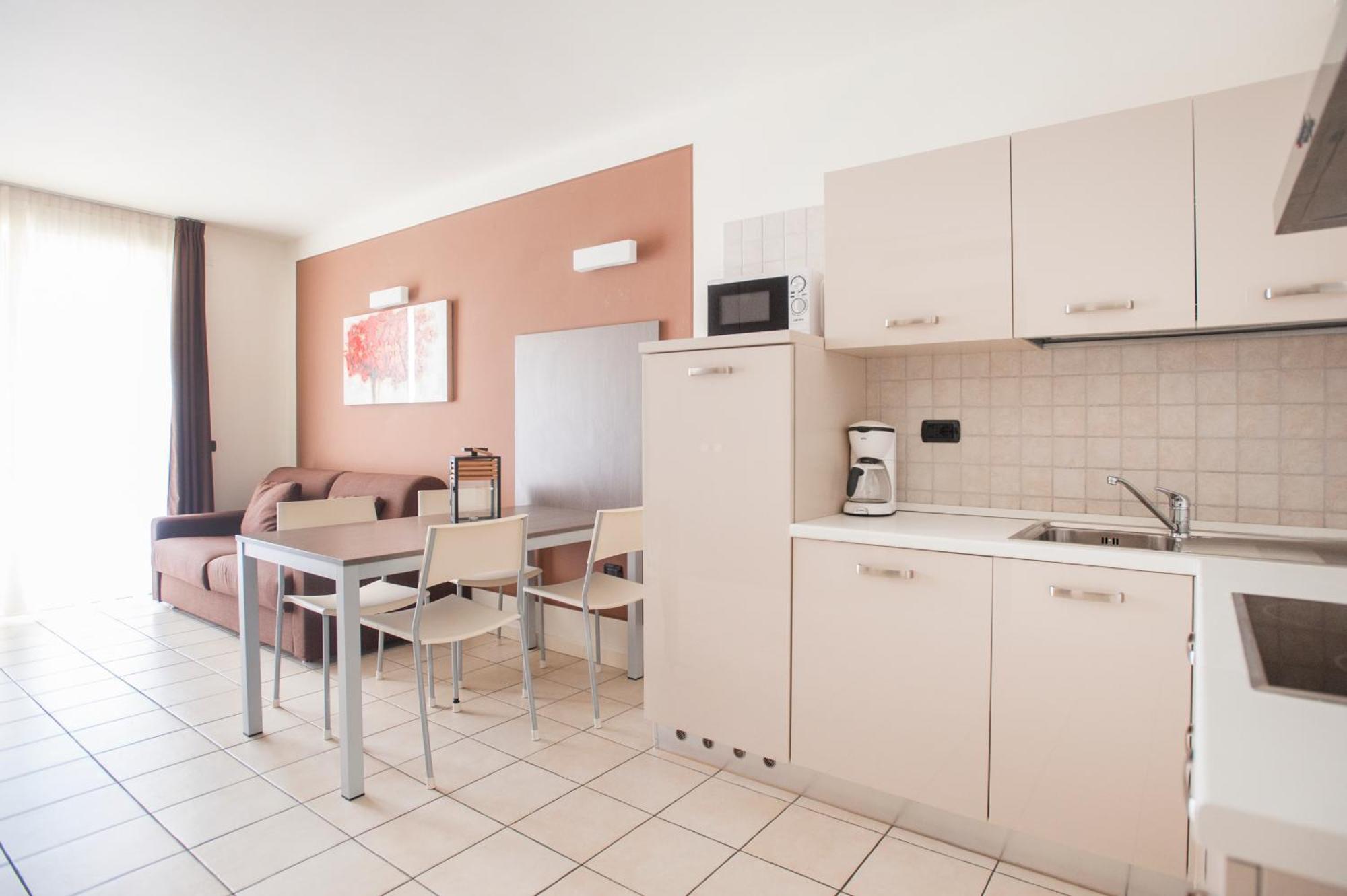 Residence Maroadi Torbole Sul Garda Dış mekan fotoğraf